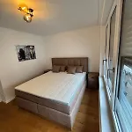 New Spacious Luxury At Rathaushausplatz アパート